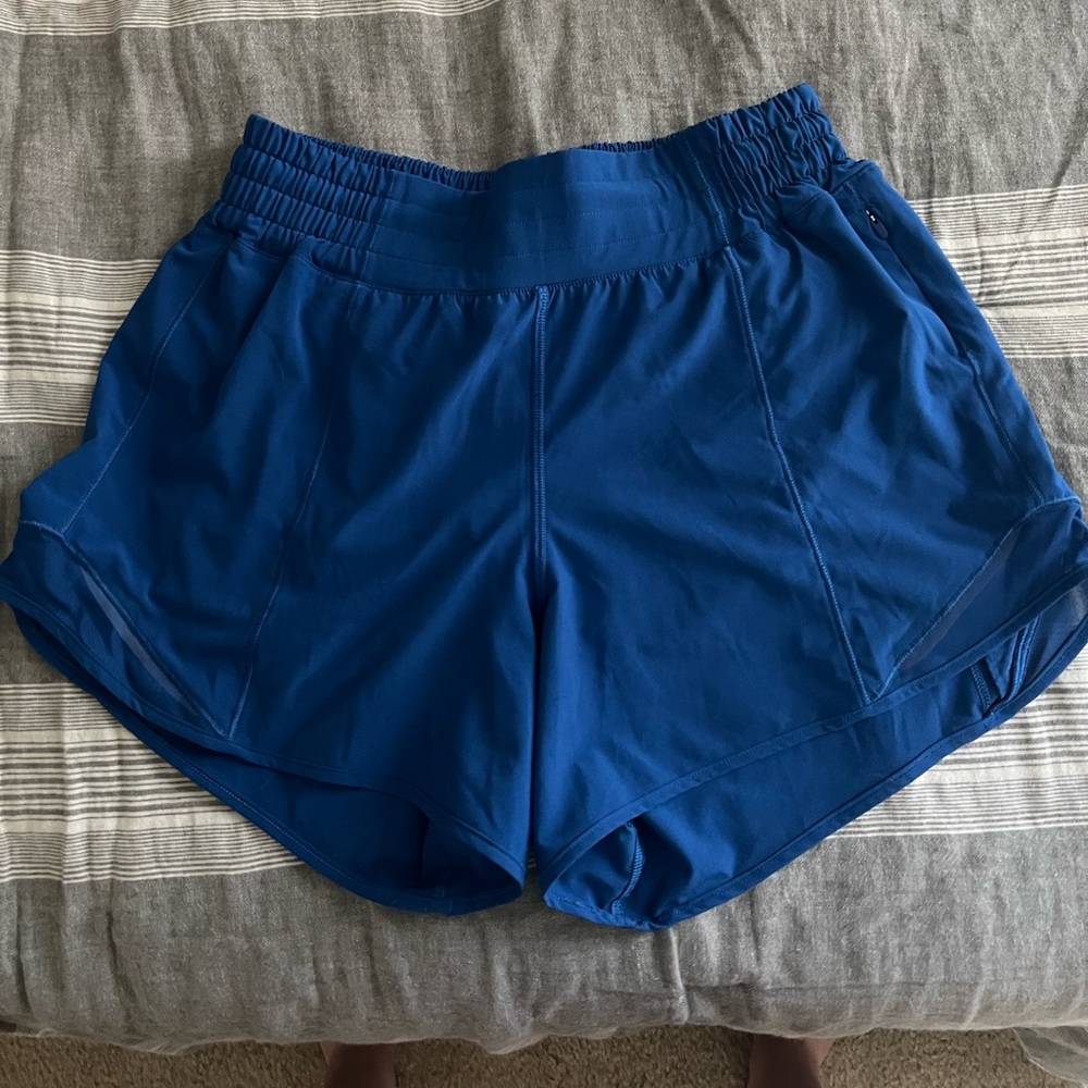 Lululemon 4” hotty hot high rise shorts